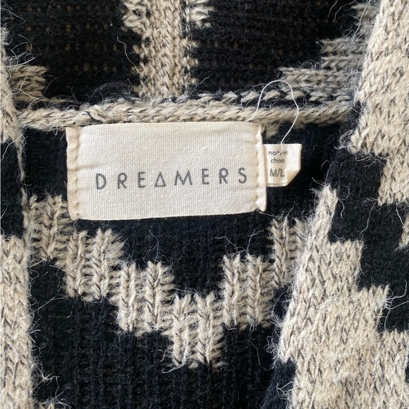 Dreamers Aztec Cardigan Sweater 😍 - Picture 7 of 9